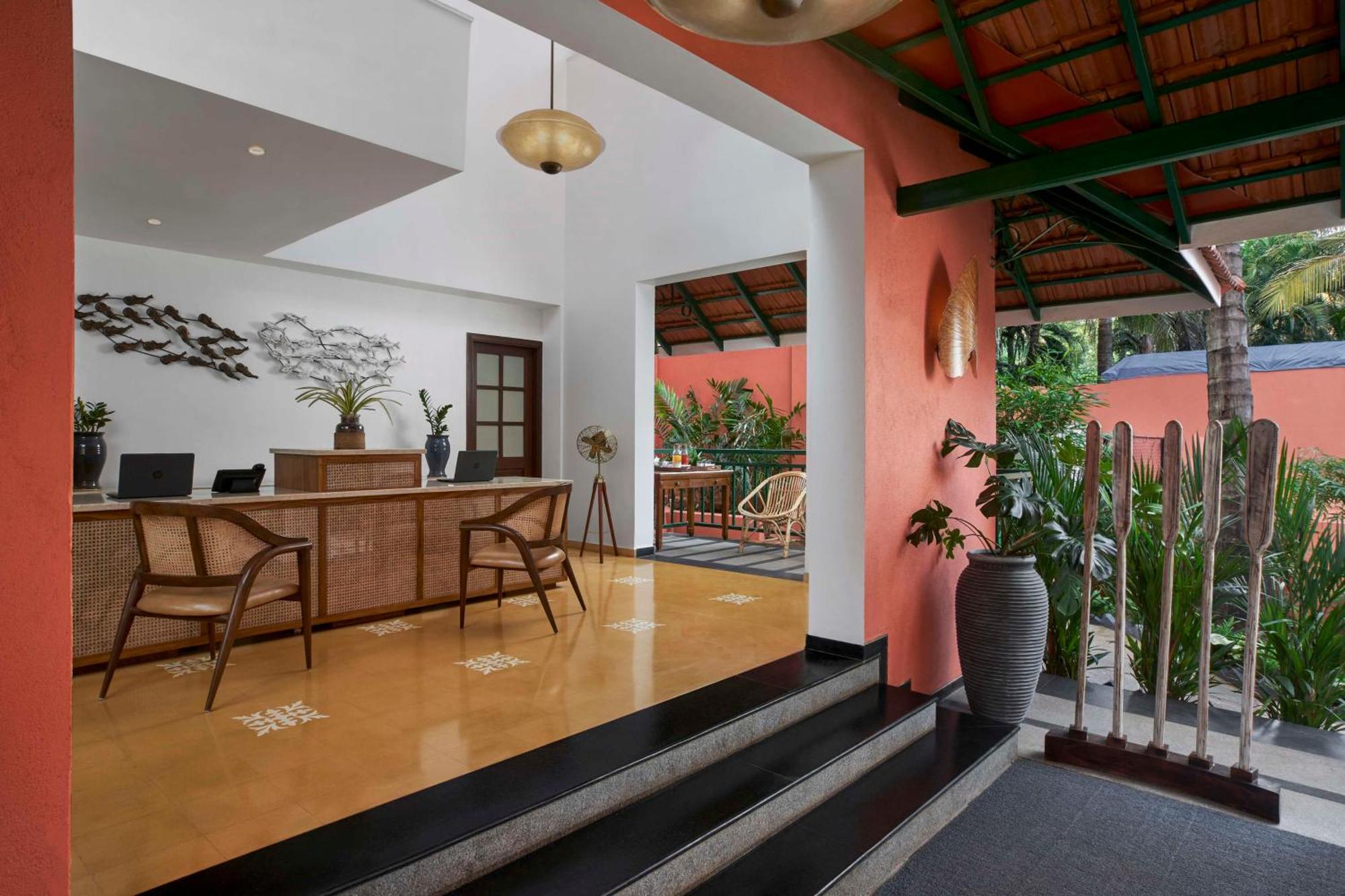 Mandrem Beach Resort, A Member Of Radisson Individuals Retreat ภายนอก รูปภาพ