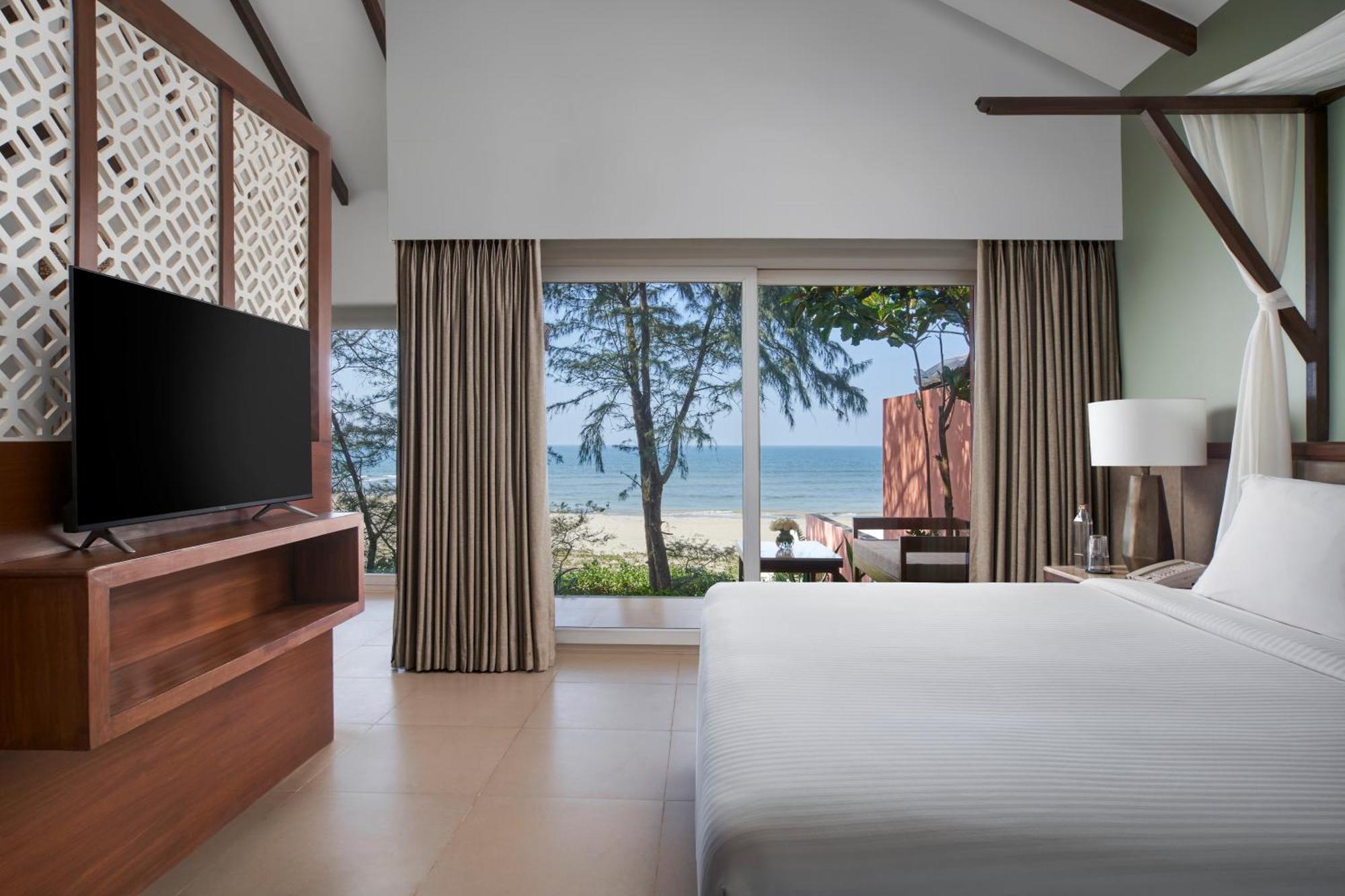 Mandrem Beach Resort, A Member Of Radisson Individuals Retreat ภายนอก รูปภาพ